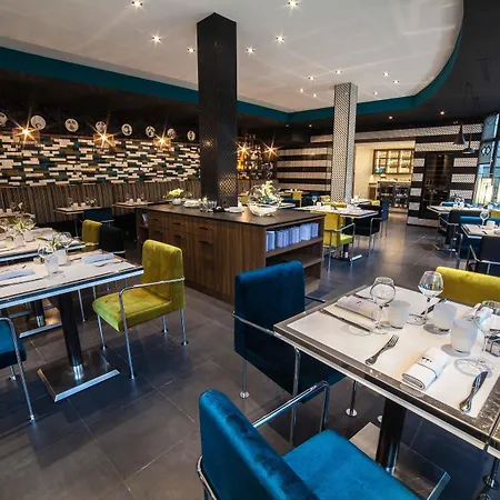 Le Domaine De Beaulieu Hotell 5*