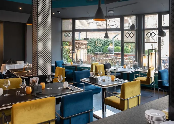 Le Château De Beaulieu 5* Busnes