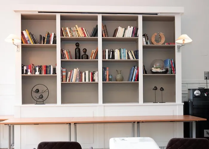 Le Domaine De Beaulieu 5* Busnes