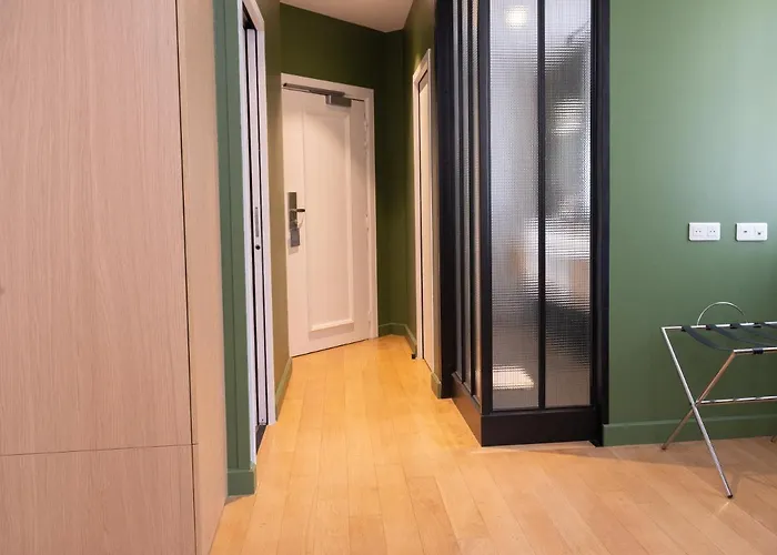 Le Château De Beaulieu Busnes