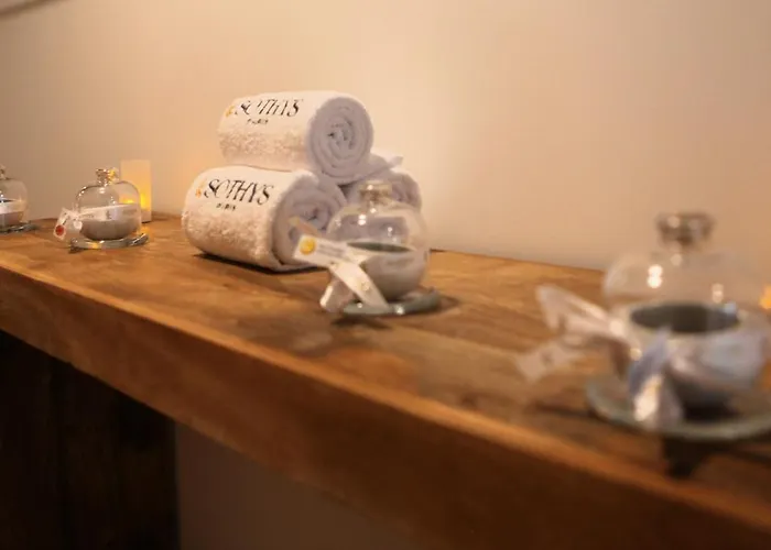 Le Château De Beaulieu Hotel Busnes