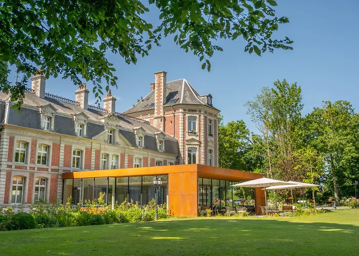 Hotel Le Château De Beaulieu 5*